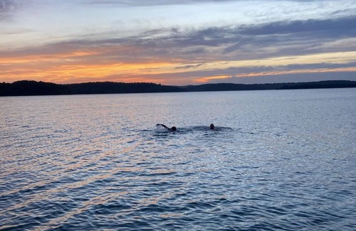 Yellville Wohnmobilvermietung | Solar Eclipse On the Lake - Secluded Rustic RV sites w/ Utilities