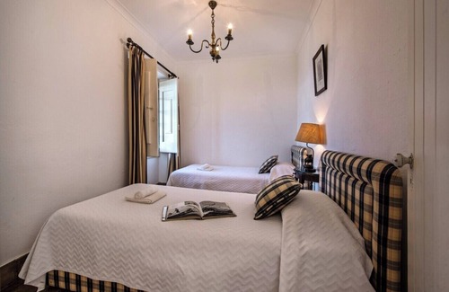 Ferragudo Haus | Solar Real - 9 Bedroom Holiday Solar to rent in Portimão - Algarve