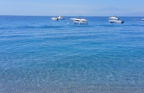 Saline Joniche Haus | SOLE ROSSO Casa vacanze