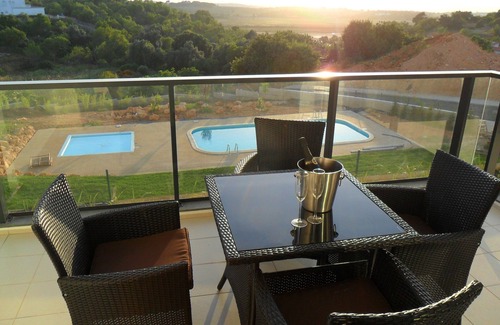 Alvor Wohnung | Solrio, modern, Luxus 1-Bett-Wohnung Free WiFi, UKTV. (9433 / AL)