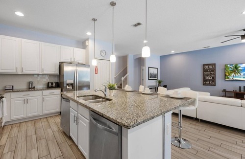 Sunridge Woods Haus | Solterra 10 Bed Luxury Oasis. 5252