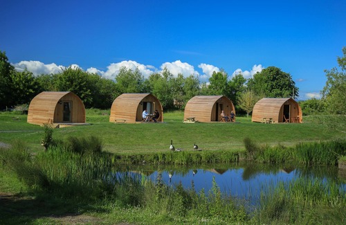 East Huntspill Wohnung | Somerset glamping pod with access to adventure activities.