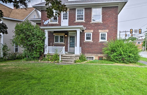 Somerset Haus | Somerset Home w/ Yard 5 Mi to Historical Center