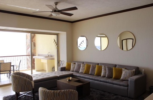 Bella Vista Haus | Sonoran Sky 2BR Upper 704 Sky by Casago