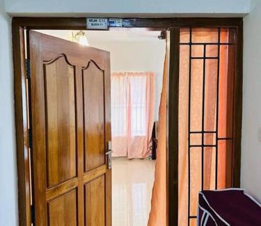 North Nada Wohnung | Soorya Madhavam Apartment Guruvayur - 200 m from temple walkable
