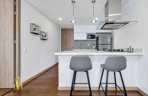 El Castillo Wohnung | Sophisticated Apt with AC & gym - Campestre 704