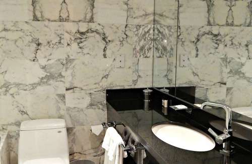 Kalorama Heights Hotel | Sophisticated Charm! 4 Pet-friendly Units, Near Marie Reed Recreation Center