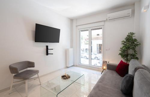 Pangrati Wohnung | Sophisticated Modern Apt in Athens center