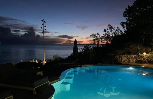 Sabadeco Villa | Anspruchsvolle Villa am Meer, Flucht ins Paradies! Zugang zum Strand, Infinity-Pool