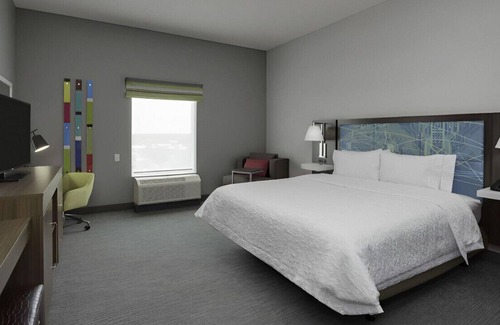 Pompano Isles Haus | Sophisticated Room for Business & Leisure Travel