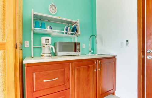 Placencia Wohnung | Sorrell Cottage-Studio Apartment on the Caribbean!