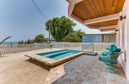 Placencia Wohnung | Sorrell Cottage-Studio Apartment on the Caribbean!