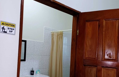 Independence and Mango Creek Hotel | Southern Corner Motel & Restaurant