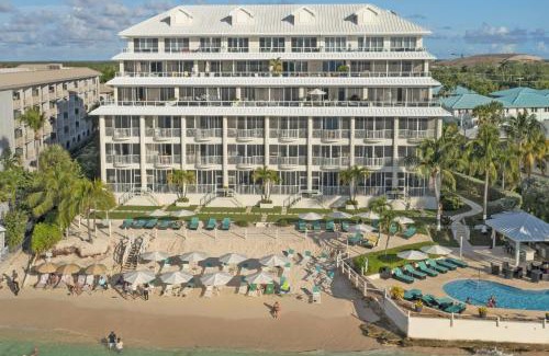 Seven Mile Beach Wohnung | South Bay Beach Club - Two Bedroom Beachfront Condos by Grand Cayman Villas & Condos