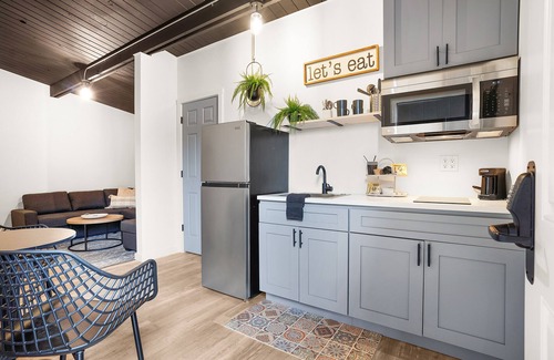 Westport Hotel | South Bay Inn