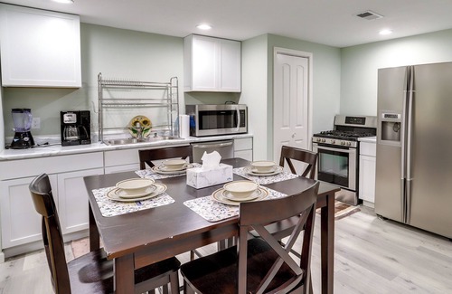 Granger Wohnung | South Bend Area Vacation Rental 8 Mi to Notre Dame