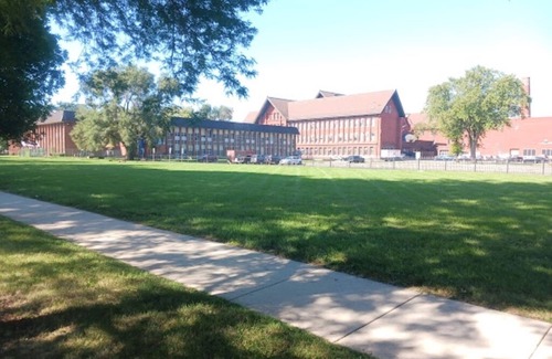 South Chicago Wohnung | South Chicago Community Immersion in 2 Bedroom Apt