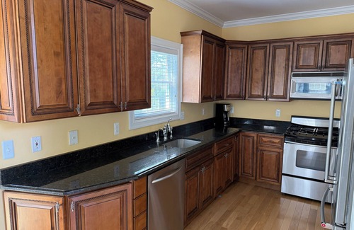 Spring Lake Heights Haus | South End 4BR, 5 pool beach badges, bikes. Shady private yard. sleeps 10