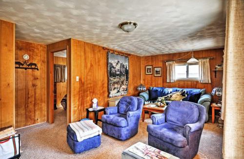 Ponderosa Pines Haus | South Fork Log Cabin with Beautiful Mountain Views!