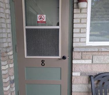 Canaan Hotel | South of the Border Room 8