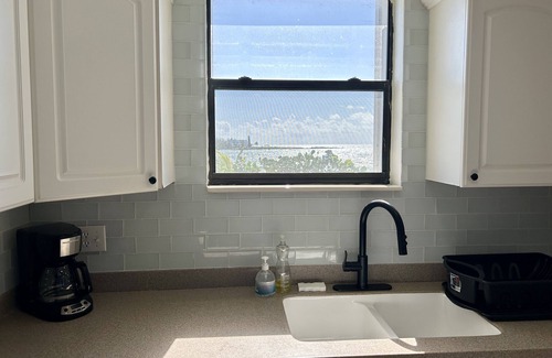 Bahamas Terrace Eigentumswohnung | South Pointe Villa - Luxurious 3BR Oceanfront Villa - Newly Renovated!