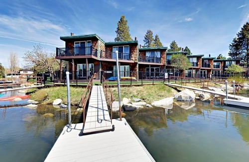 Tahoe Keys Haus | South Tahoe Keys Waterfront Condo mit Dock