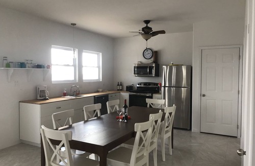 West End Haus | Südlage, abgeschiedenes New Beach House auf Cayman Brac!