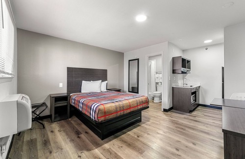 Forest Park Hotel | Efficiency Lodge - Forest Park