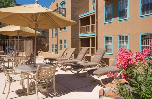 Northeast Santa Fe Haus | Southwest Getaway! Pool, Close to Santa Fe University of Art and Design