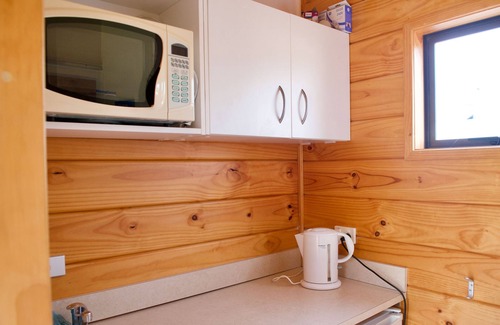 Mangawhai Heads Haus | Spa and a 5 minute walk to the water