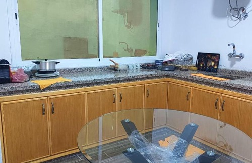 Branes Wohnung | Spacieuse 2 Br Apt Fast Wi-Fi