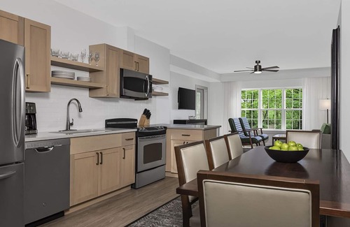 Galloway Eigentumswohnung | Geräumige 2 Schlafzimmer im Marriott Fairway Villas. Reservieren Sie jetzt bei einem lizenzierten Broker!