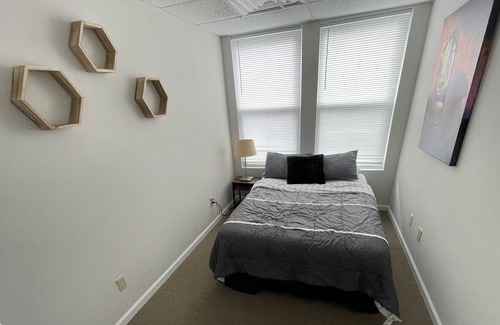 Huntington Haus | Spacious 2BR-1 Block from downtown