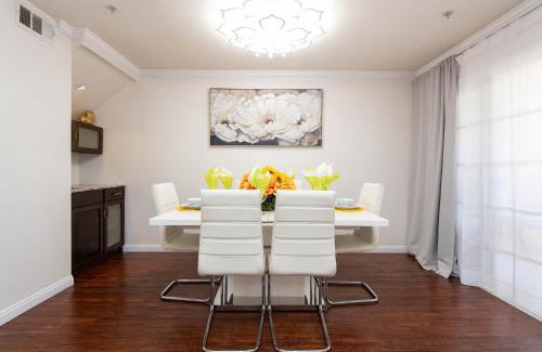 Rossmoyne Wohnung | Spacious 2BR/2.5BA + Game Room