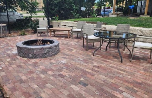 Downtown Wohnung | Spacious 2BR Apt Downtown, 2 Blocks from State Capitol