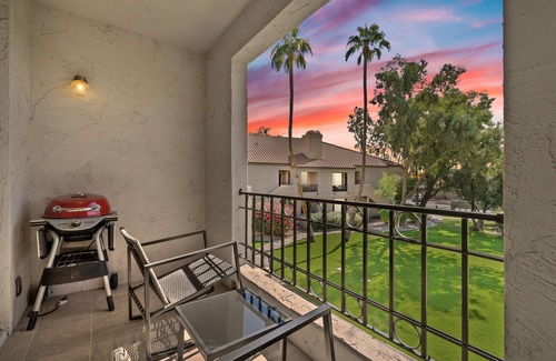 Scottsdale Ranch Eigentumswohnung | Spacious 2BR Condo with Courtyard View