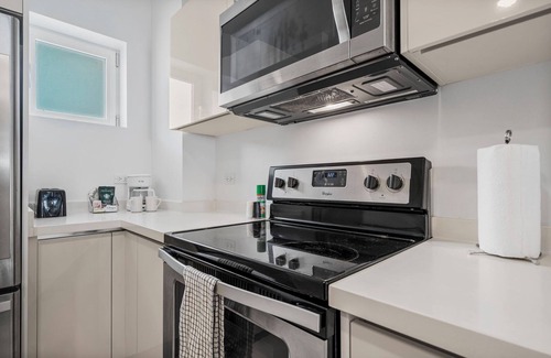Sabana Liber Eigentumswohnung | Spacious 2BR Condo with Private Patio
