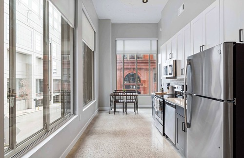 Downtown Cincinnati Wohnung | Spacious 2BR CozySuites OTR Downtown #09