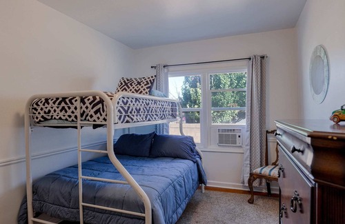 Spanish Fork Haus | Spacious 2BR Home with Mountain View and Piano!