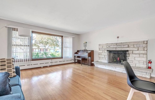 Niles Haus | Perfect for Extended Stays