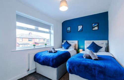 Droylsden Haus | Spacious 3 Bedroom House close to Etihad