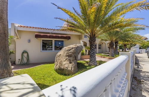 Kamay Villa | Spacious 3 BR Across the Street from Top Beach