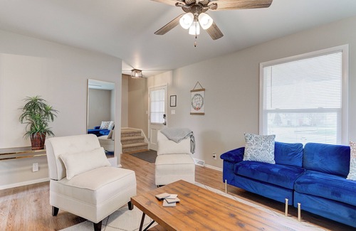 Waukesha Wohnung | Spacious 3-BR with aesthetic living room & fully equipped kitchen in Waukesha