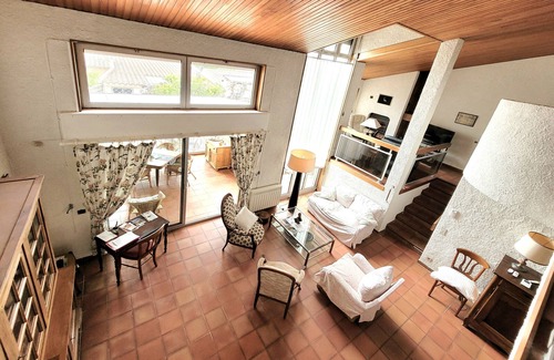 Le Grand Large Haus | Canet-en-Roussillon: Maison T4 spacieuse climatisée, jardin, parking, proche mer, idéale 6 pers.