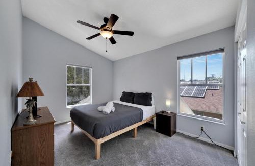 Tarpon Springs Haus | Spacious 3BR Family Home Near Sponge Docks