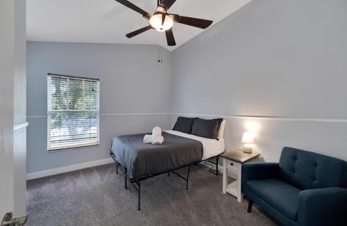 Tarpon Springs Haus | Spacious 3BR Family Home Near Sponge Docks