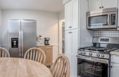 Frankfort Haus | Spacious 4 bed 1.5 bath home directly across Buffalo Trace Distillery.