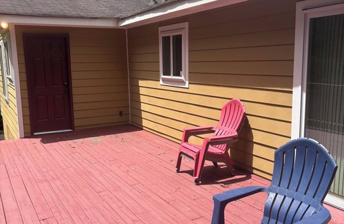 Stone Mountain Haus | Spacious 4-bedroom house in charming Stone Mountain with WiFi, AC