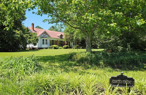 Greensboro Haus | Spacious 4-bedroom house on 80 beautiful acres in Greensboro