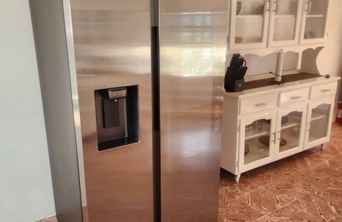 Corozal Haus | Spacious 4-bedroom house with WiFi and AC in peaceful Corozal Town